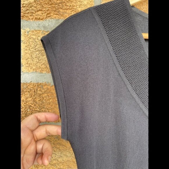 Exclusively Misook Black Short Sleeve xs - Picture 4 of 8